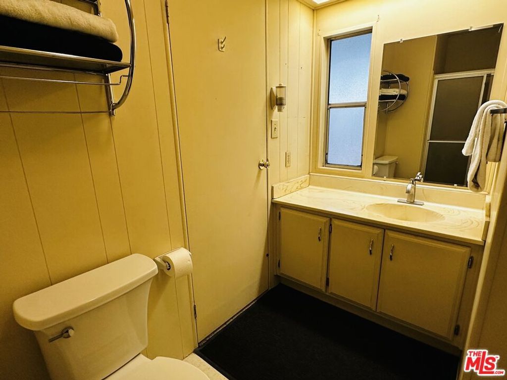 Image 25 of property listing at 8 Calle Abajo, Palm Springs, CA 92264