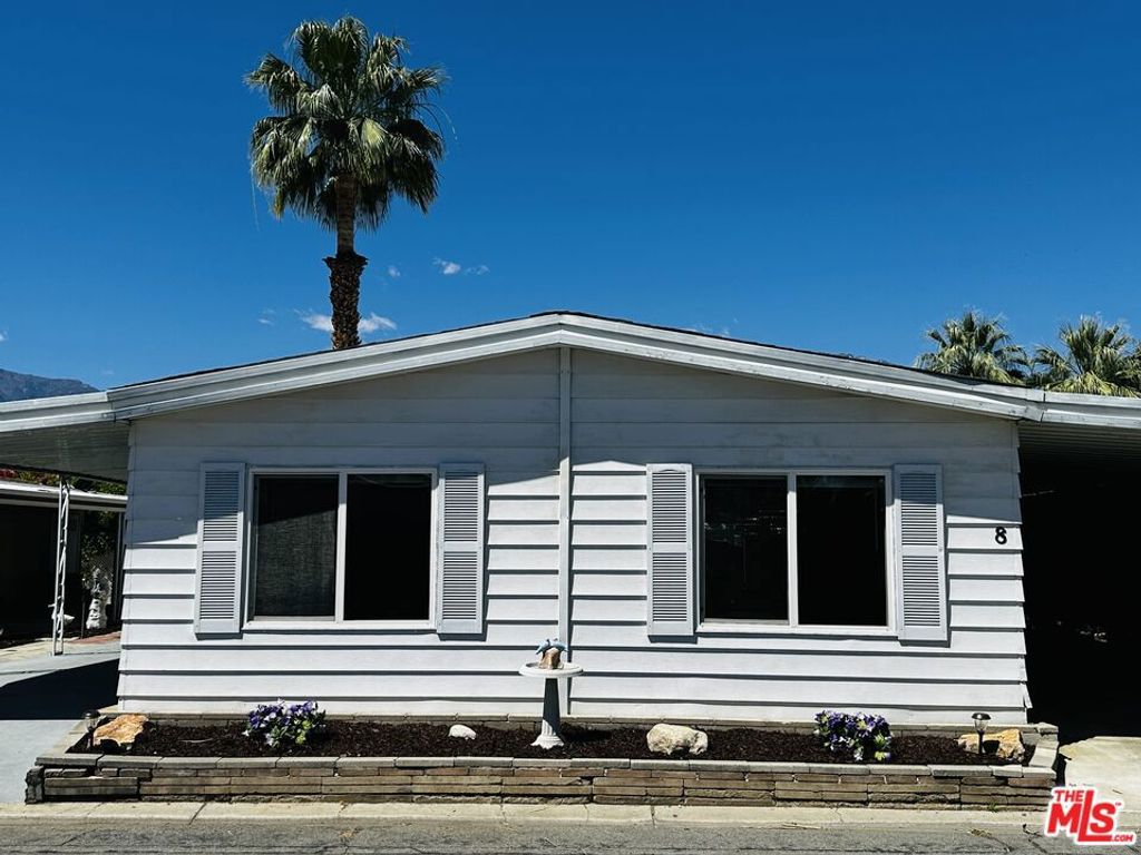 Image 38 of property listing at 8 Calle Abajo, Palm Springs, CA 92264