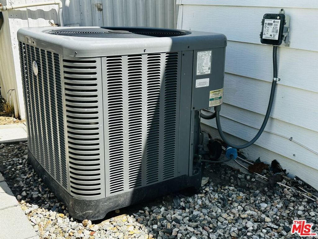 Image 50 of property listing at 8 Calle Abajo, Palm Springs, CA 92264