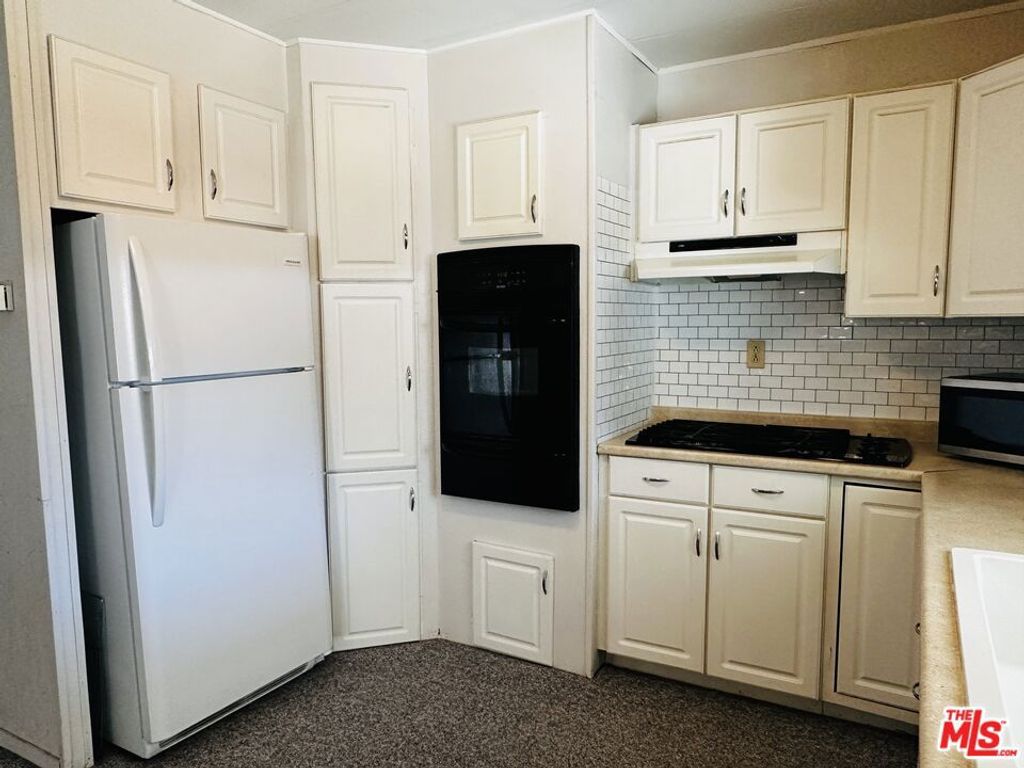 Image 7 of property listing at 8 Calle Abajo, Palm Springs, CA 92264