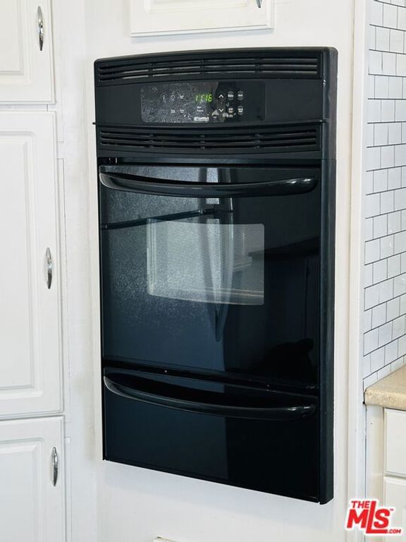 Image 9 of property listing at 8 Calle Abajo, Palm Springs, CA 92264