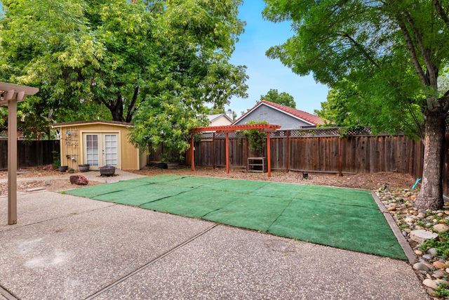 1705 Partridge Ln, Tracy, CA 95376