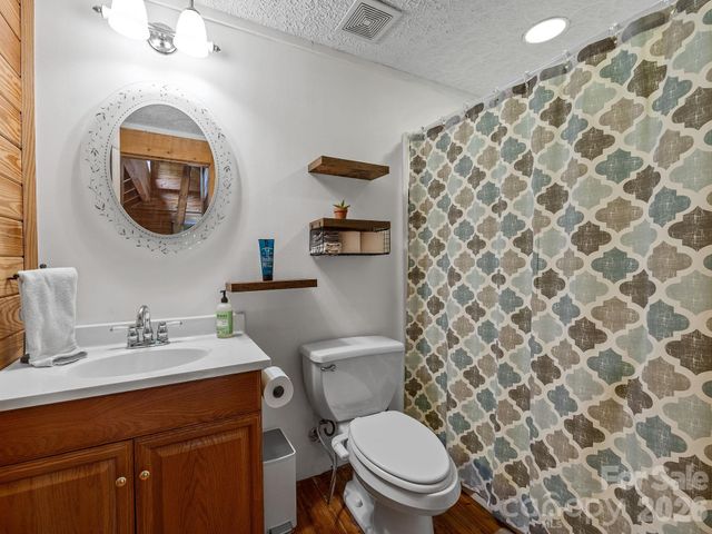 270 Cross Ridge Drive, Rutherfordton, NC 28139