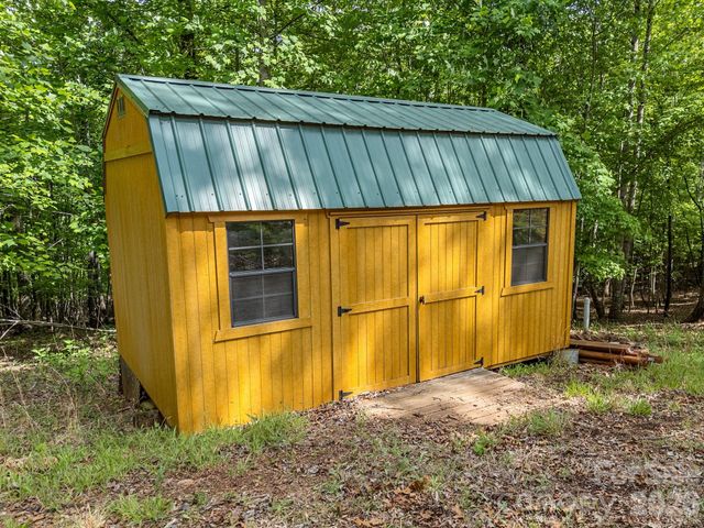 270 Cross Ridge Drive, Rutherfordton, NC 28139