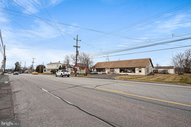 2933 E HIGH ST, Pottstown, PA 19464