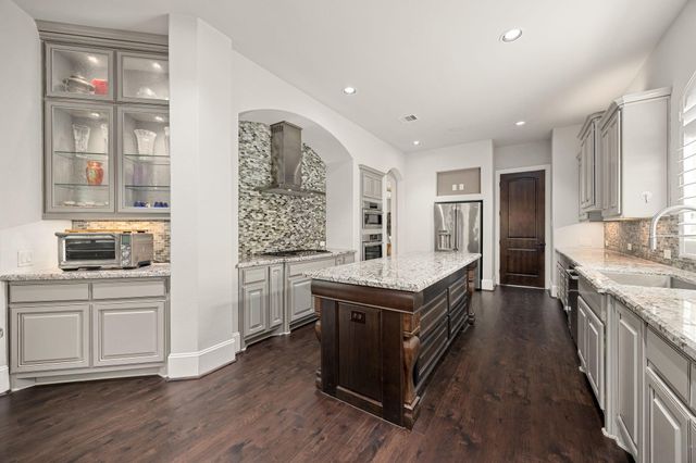 915 Windsor Woods Lane, Katy, TX 77494