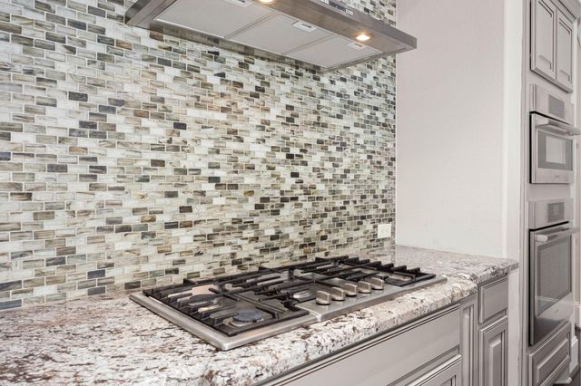 915 Windsor Woods Lane, Katy, TX 77494