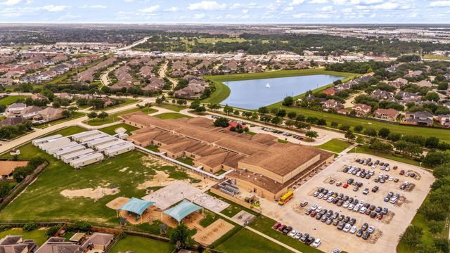 915 Windsor Woods Lane, Katy, TX 77494