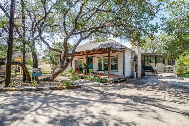120 Siesta Court, Granbury, TX 76048