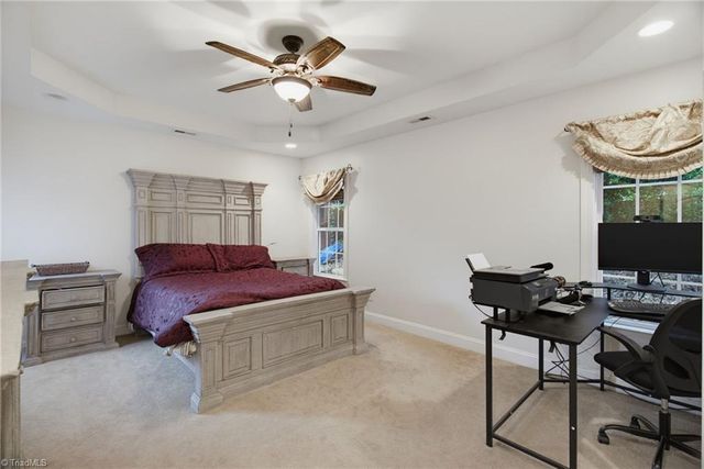 5917 Kenville Green Circle, Kernersville, NC 27284