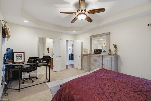 5917 Kenville Green Circle, Kernersville, NC 27284