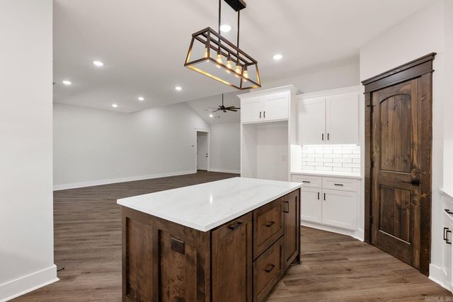 44 Sky Eagle Drive, Greenbrier, AR 72058