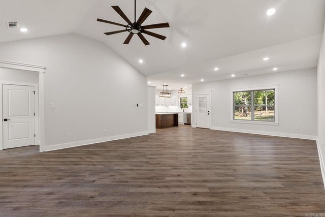 44 Sky Eagle Drive, Greenbrier, AR 72058