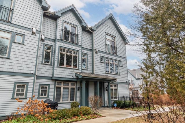 2224 E Edgewood AVENUE, Shorewood, WI 53211