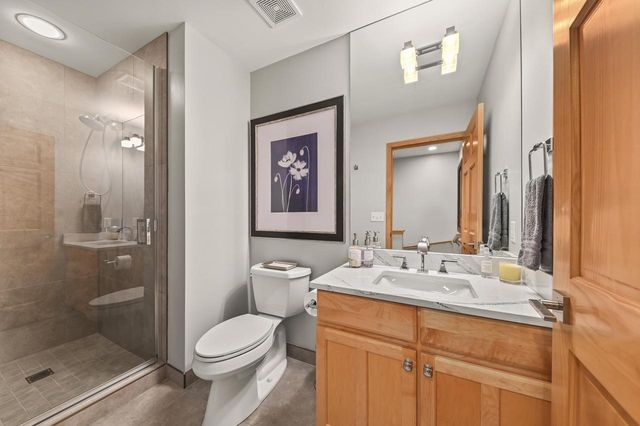 2224 E Edgewood AVENUE, Shorewood, WI 53211