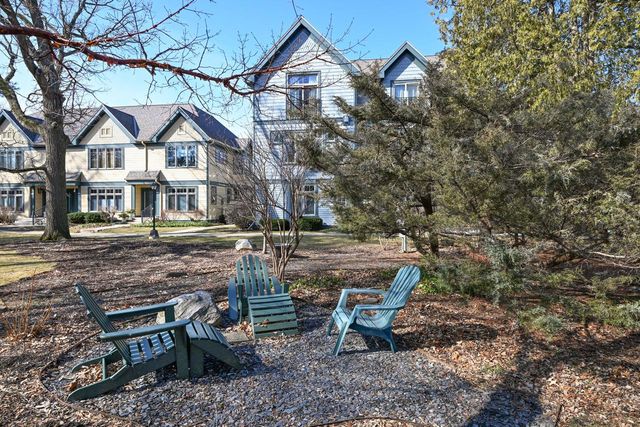 2224 E Edgewood AVENUE, Shorewood, WI 53211