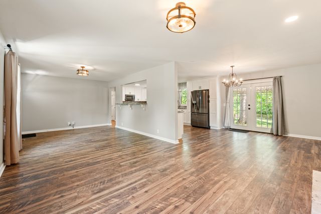 444 Foothill Dr, Nashville, TN 37217