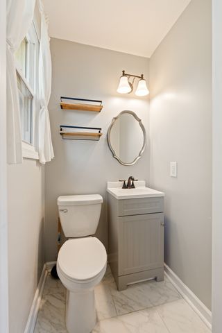 444 Foothill Dr, Nashville, TN 37217