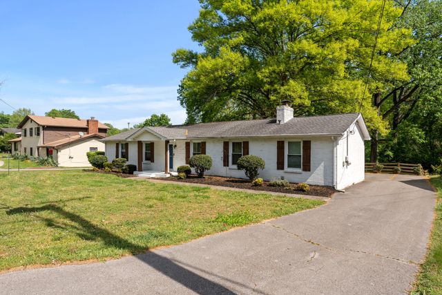 444 Foothill Dr, Nashville, TN 37217