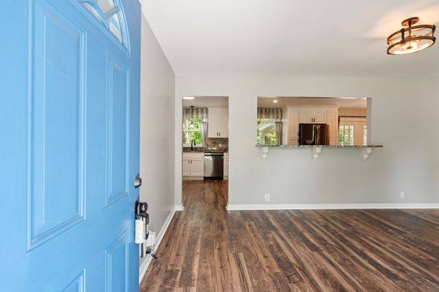 444 Foothill Dr, Nashville, TN 37217