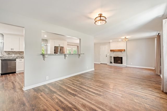 444 Foothill Dr, Nashville, TN 37217