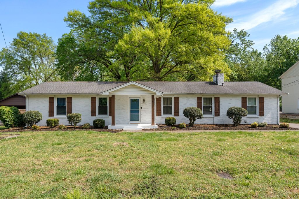 444 Foothill Dr, Nashville, TN 37217