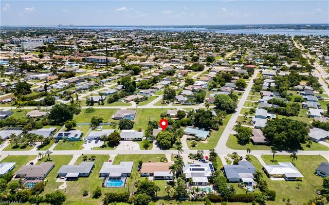 5243 Sunnybrook CT, Cape Coral, FL 33904