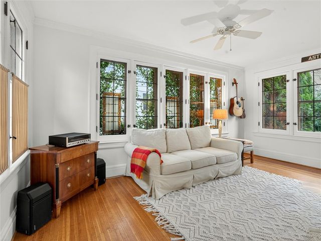 204 Oakdale Drive, Brighton, NY 14618