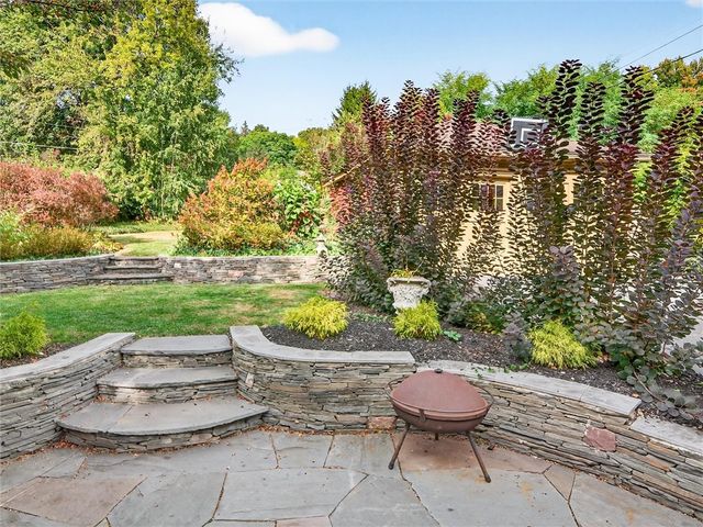204 Oakdale Drive, Brighton, NY 14618