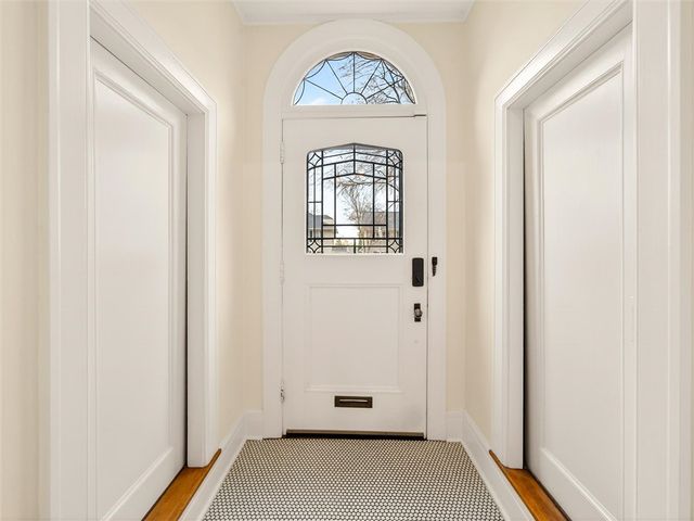 204 Oakdale Drive, Brighton, NY 14618