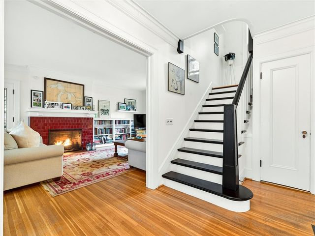 204 Oakdale Drive, Brighton, NY 14618