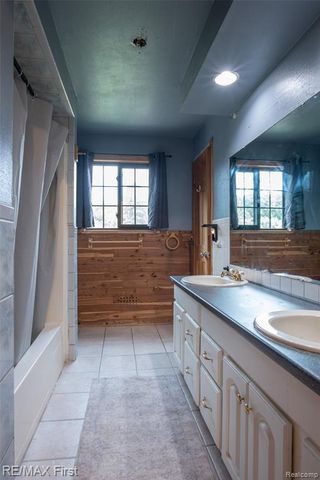 456 Loris Lane, Oxford, MI 48371