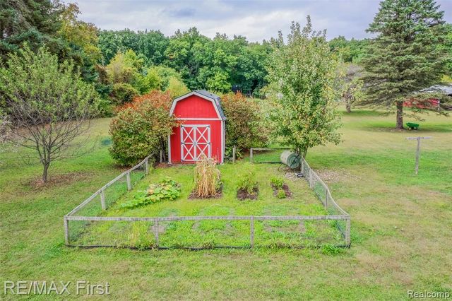 456 Loris Lane, Oxford, MI 48371