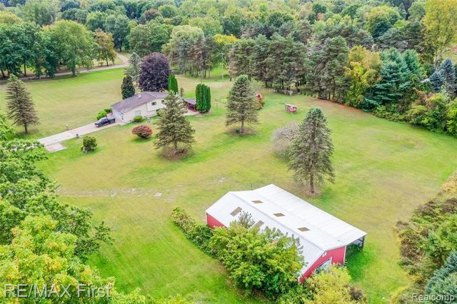 456 Loris Lane, Oxford, MI 48371