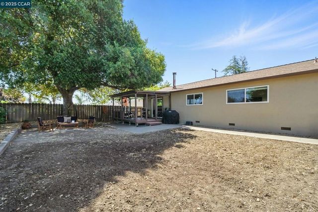 1437 Rolling Hill Way, Martinez, CA 94553