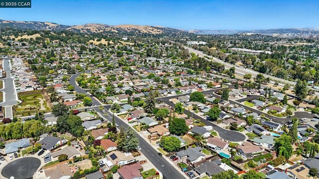 1437 Rolling Hill Way, Martinez, CA 94553