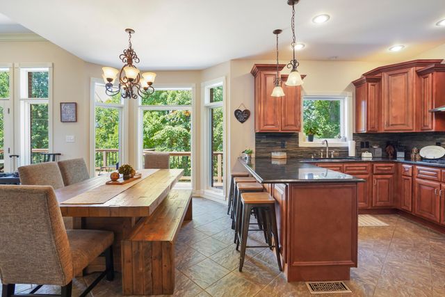 250 Summer Breeze Drive, Somerset, KY 42503