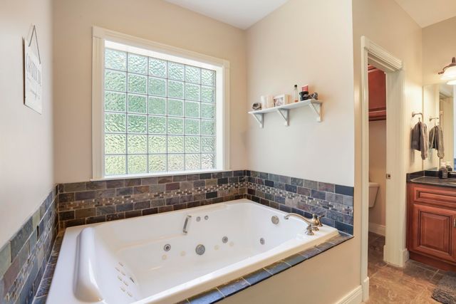 250 Summer Breeze Drive, Somerset, KY 42503