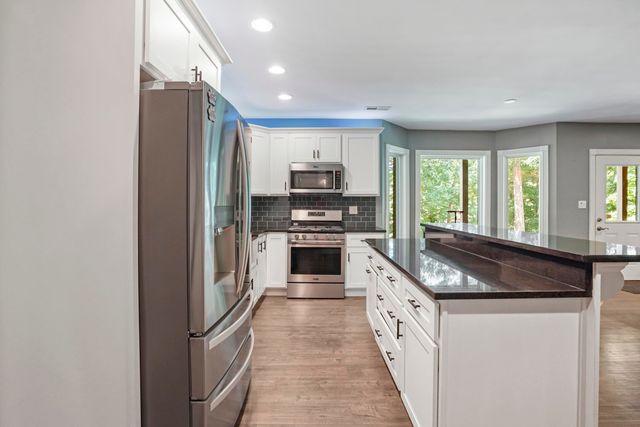 250 Summer Breeze Drive, Somerset, KY 42503
