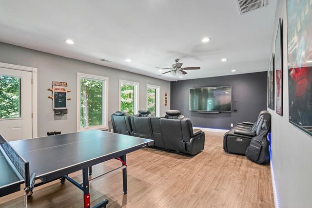 250 Summer Breeze Drive, Somerset, KY 42503