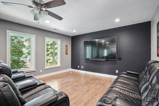 250 Summer Breeze Drive, Somerset, KY 42503