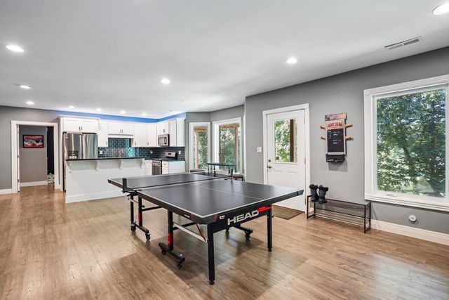 250 Summer Breeze Drive, Somerset, KY 42503