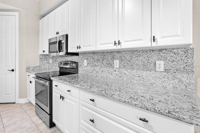 98 VIVANTE BOULEVARD 410, Punta Gorda, FL 33950