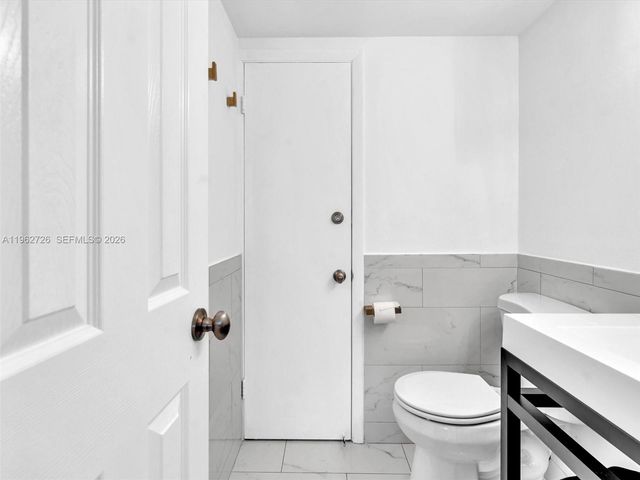 1345 West Ave 201, Miami Beach, FL 33139