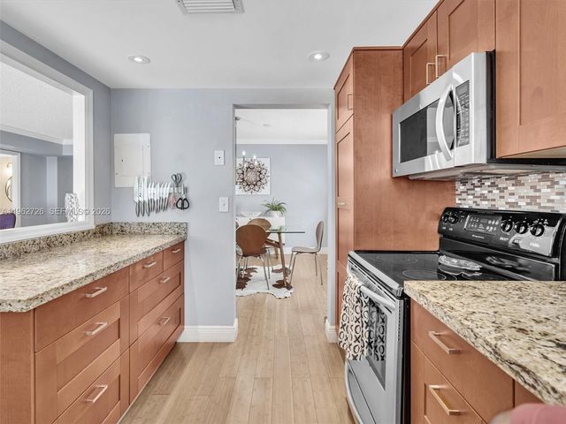 1345 West Ave 201, Miami Beach, FL 33139