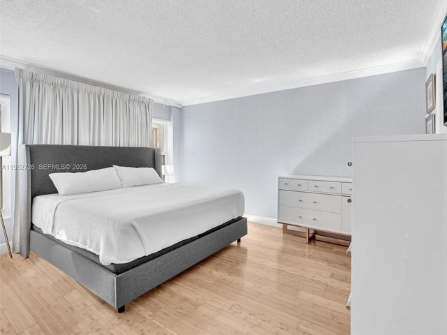 1345 West Ave 201, Miami Beach, FL 33139