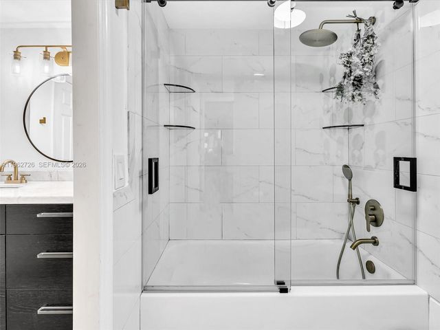 1345 West Ave 201, Miami Beach, FL 33139