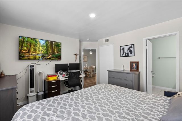 26926 Flo Lane 419, Canyon Country, CA 91351