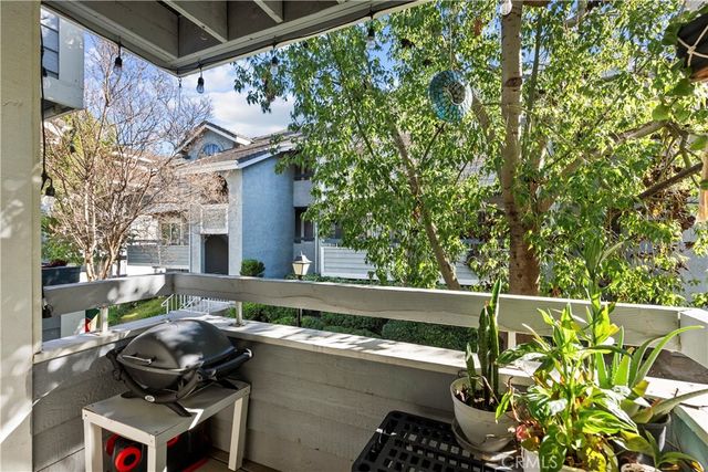 26926 Flo Lane 419, Canyon Country, CA 91351