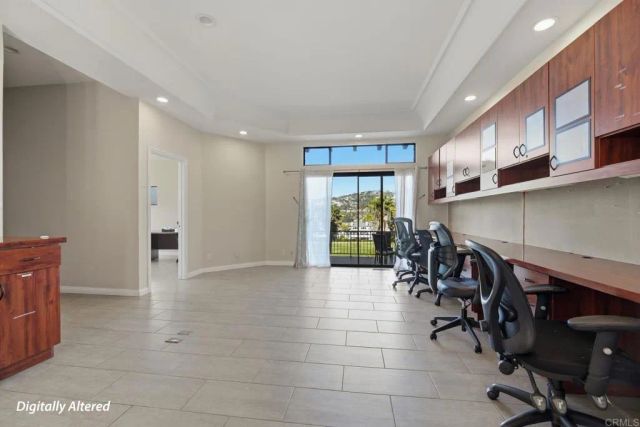 2524 La Costa Avenue, Carlsbad, CA 92009